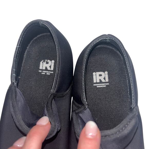 iRi Wes Neoprene Sneakers- Black and White with Black Outline- Size 38 1/2 - Picture 12 of 13